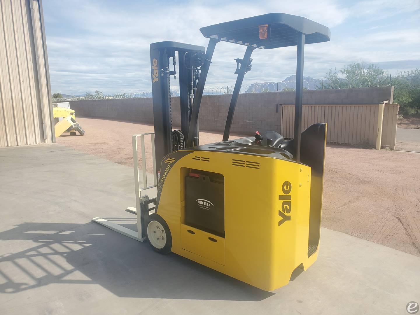 2017 Yale ESC040 At UsedEquipmentHub.com