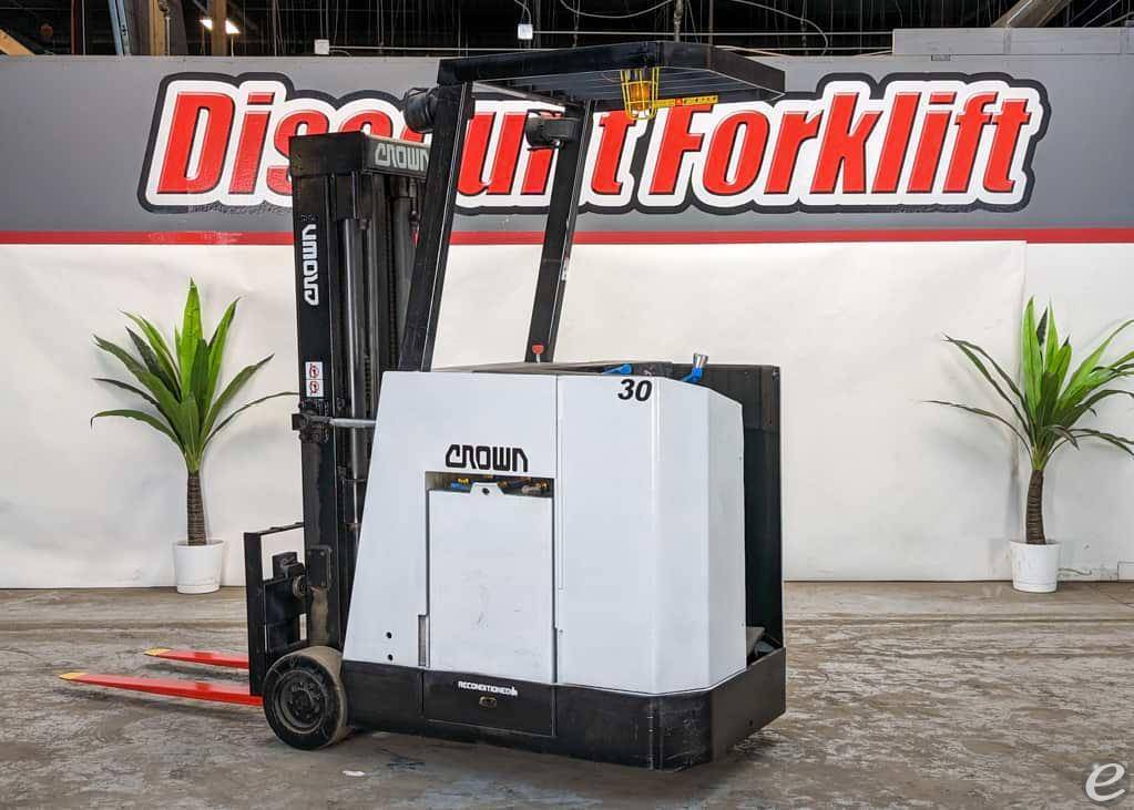 1990 Crown 30RCTT-S At UsedEquipmentHub.com