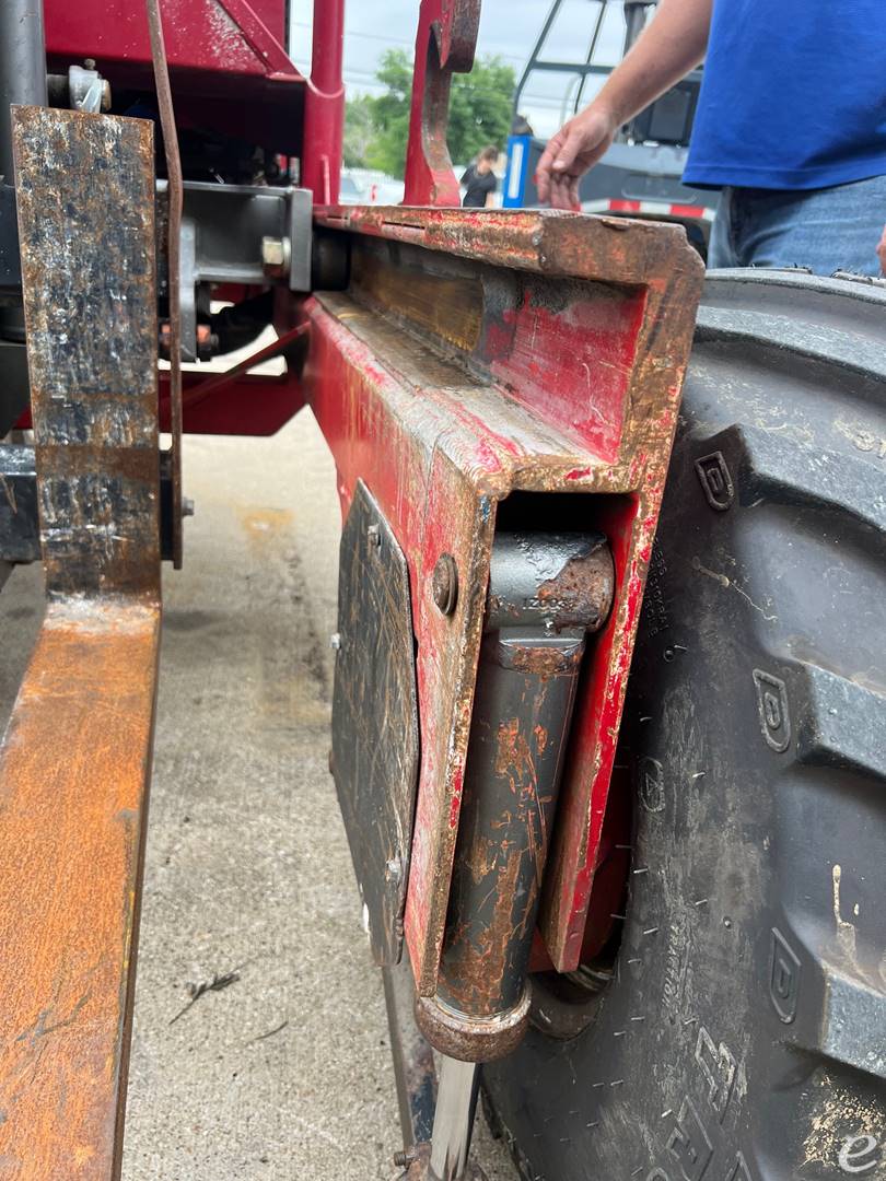 2014 Navigator RT550 NAV REACH At UsedEquipmentHub.com