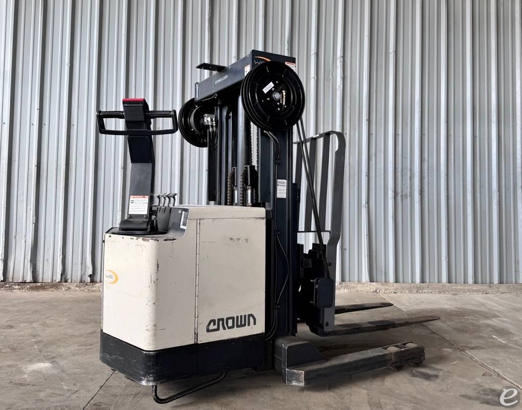 2007 Crown 30WRTT At UsedEquipmentHub.com