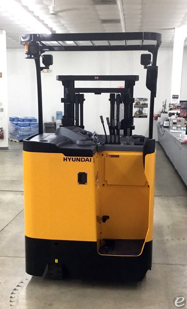 2020 Hyundai 30BR-9 At UsedEquipmentHub.com