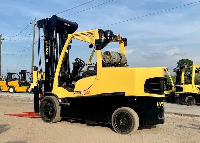 2012 Crown RC5540-40 At UsedEquipmentHub.com