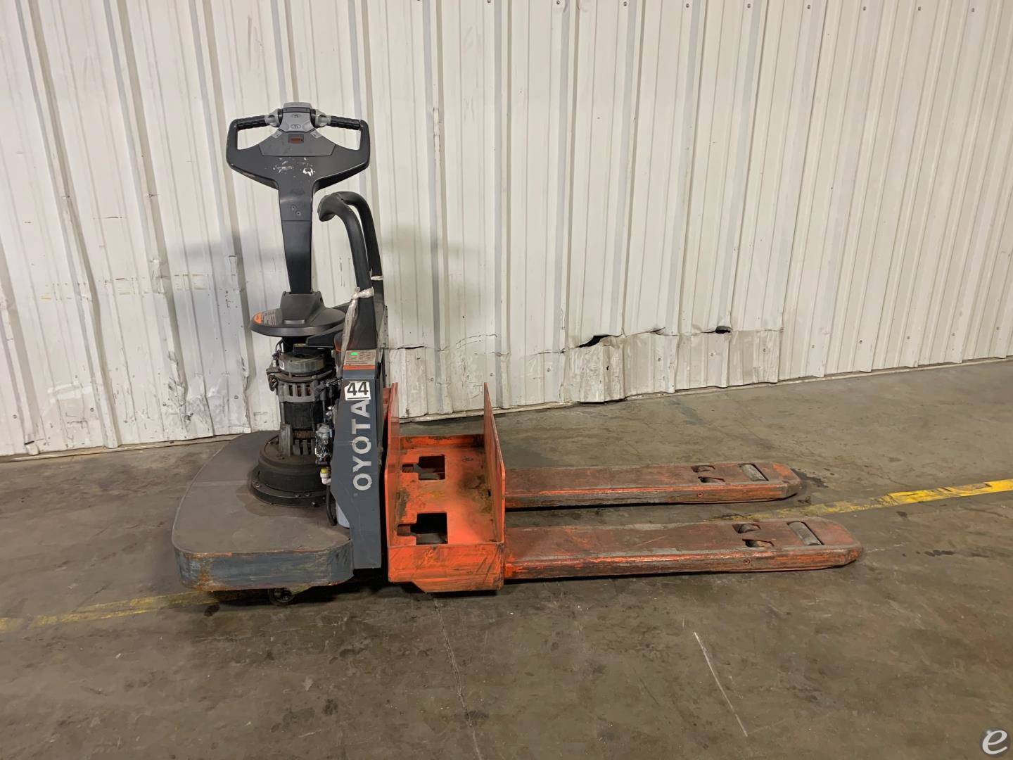 2017 Toyota 8HBE30 At UsedEquipmentHub.com