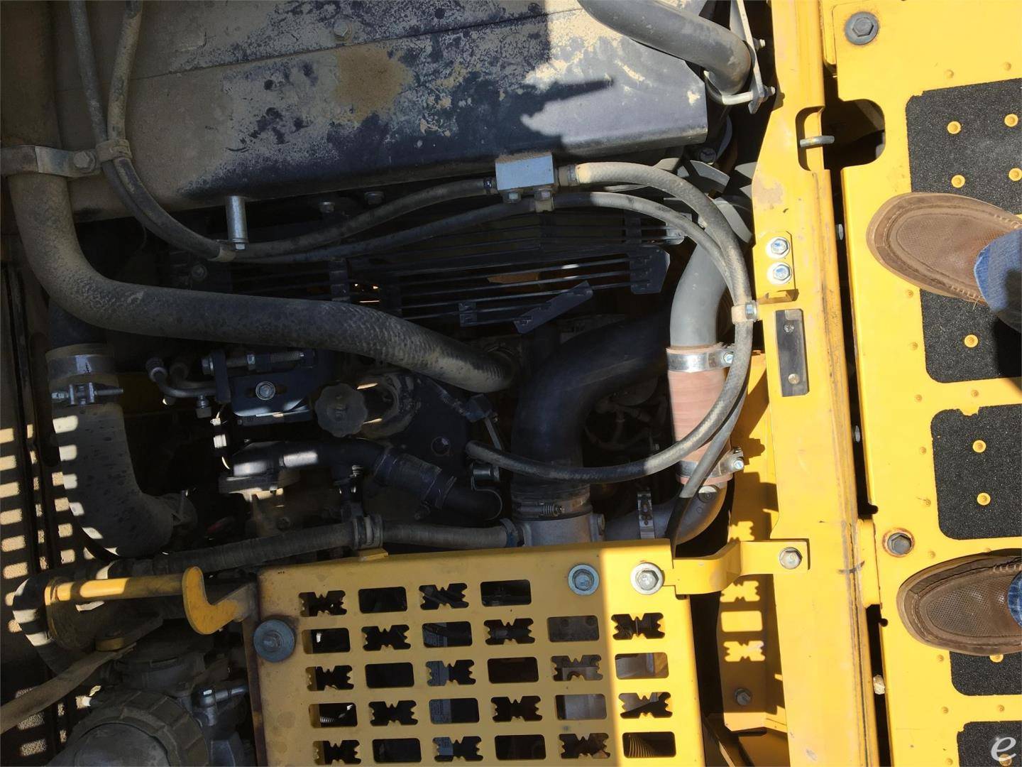 2015 Komatsu PC210 LC-10 At UsedEquipmentHub.com