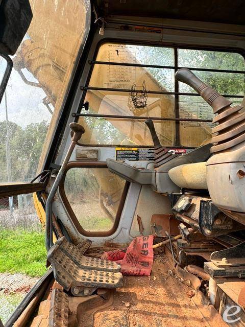 1994 John Deere 790E LC At UsedEquipmentHub.com