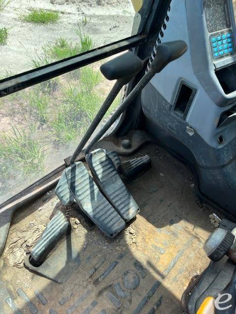 2007 Komatsu PC400 LC-7E0 At UsedEquipmentHub.com