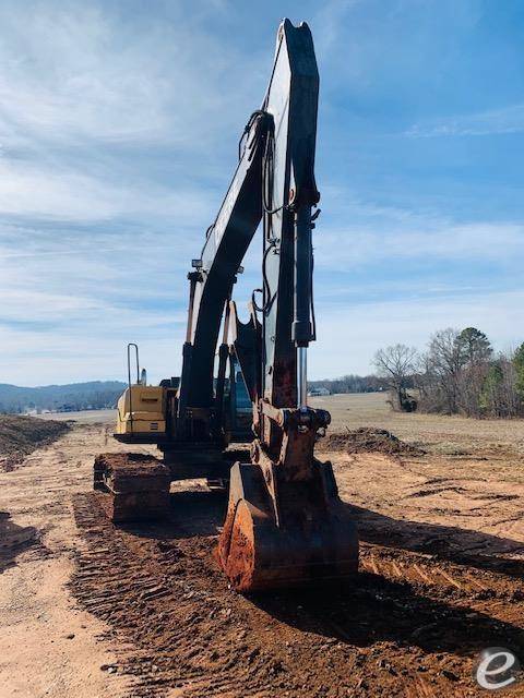 2012 John Deere 250G LC At UsedEquipmentHub.com