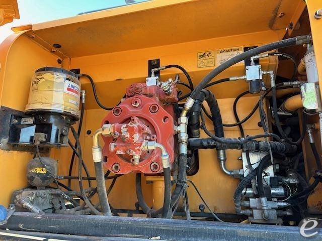 2011 Hyundai ROBEX 380 LC-9 At UsedEquipmentHub.com