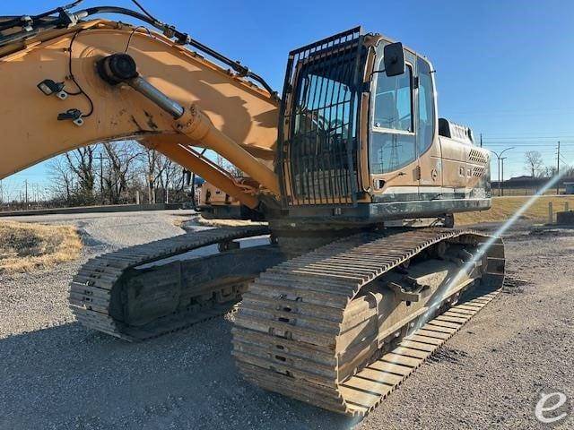 2011 Hyundai ROBEX 380 LC-9 At UsedEquipmentHub.com