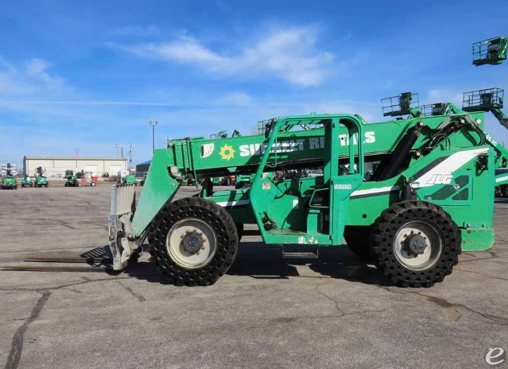 2013  8042 At UsedEquipmentHub.com