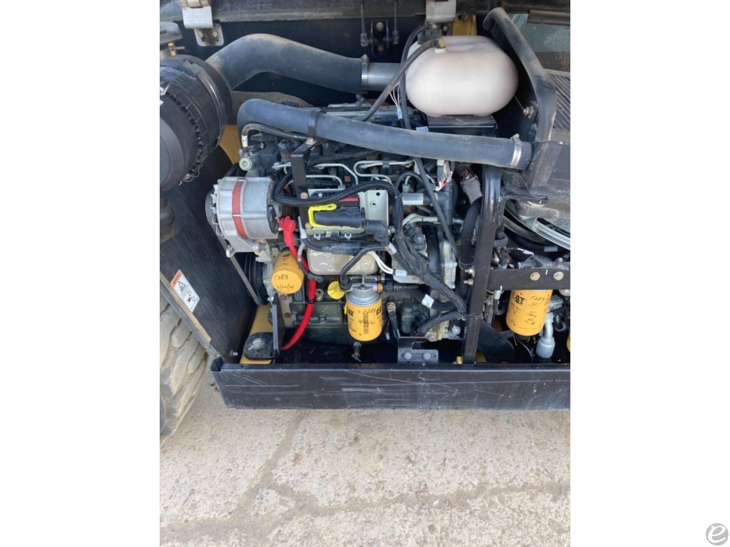 2015 Cat TH255 At UsedEquipmentHub.com