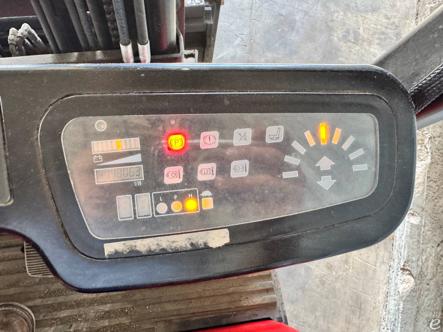 2010 Raymond 470 C50HM At UsedEquipmentHub.com