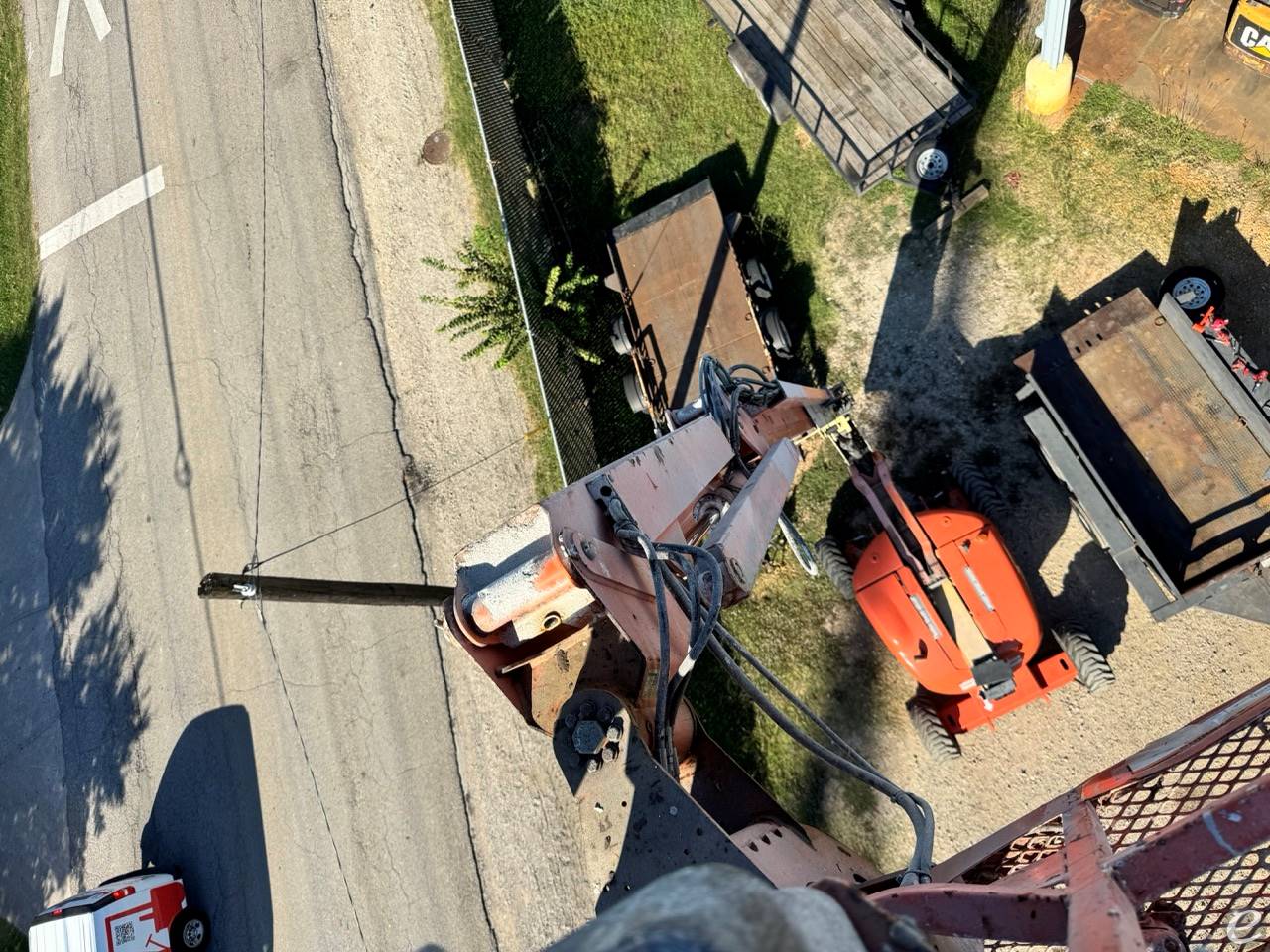 2004 JLG 600AJ At UsedEquipmentHub.com