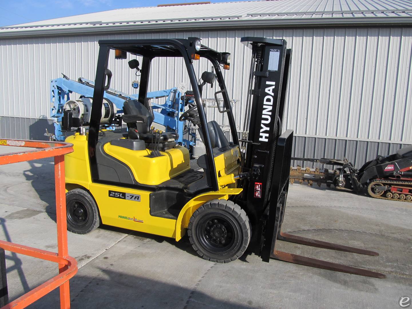 2017 Hyundai 25L-7A At UsedEquipmentHub.com