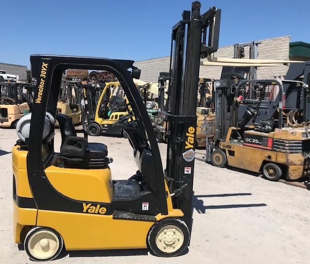 2014 Komatsu FG25HT16 For Sale In Creve Coeur, Illinois