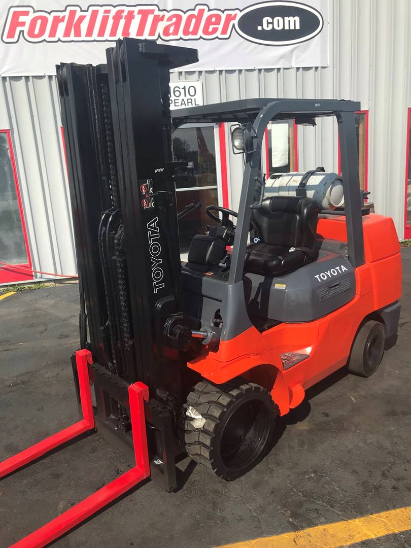 2003 Toyota 7FGCU45 For Sale In Waukesha, Wisconsin